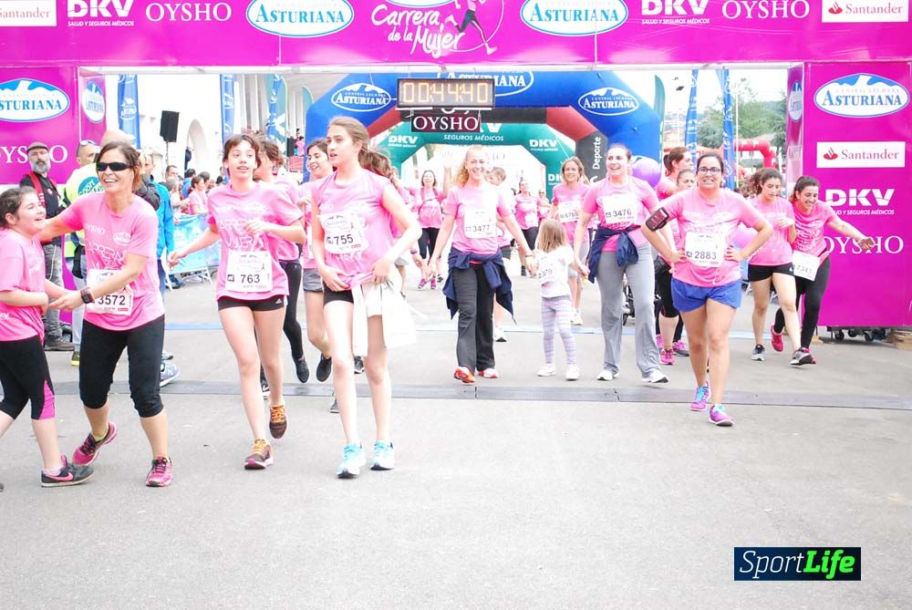 Carrera de la Mujer de Gijón meta 3 (de 41:44 a 45:40))