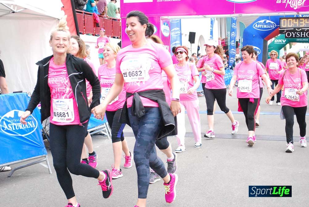 Carrera de la Mujer de Gijón meta 3 (de 41:44 a 45:40))
