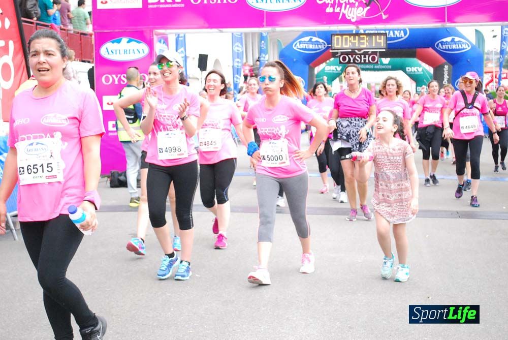 Carrera de la Mujer de Gijón meta 3 (de 41:44 a 45:40))
