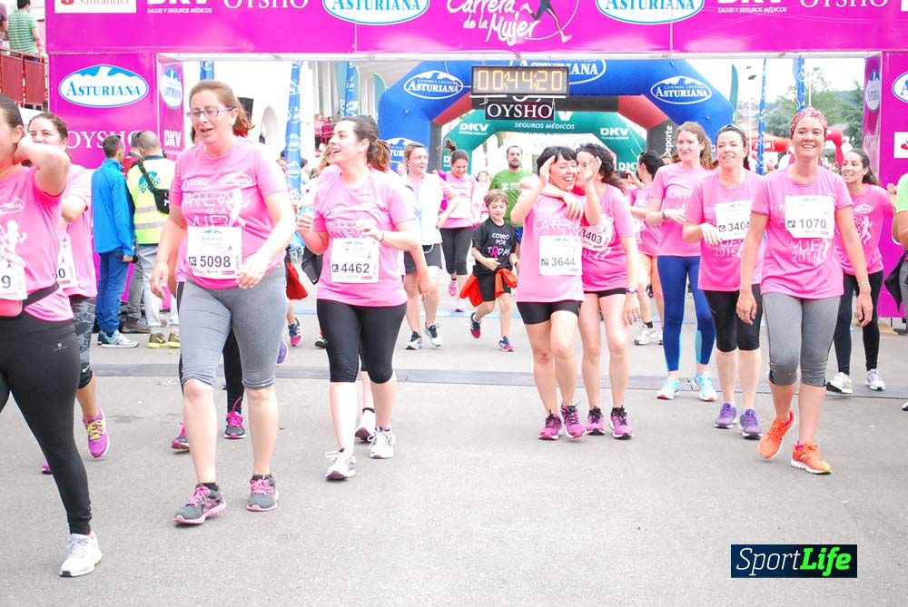 Carrera de la Mujer de Gijón meta 3 (de 41:44 a 45:40))