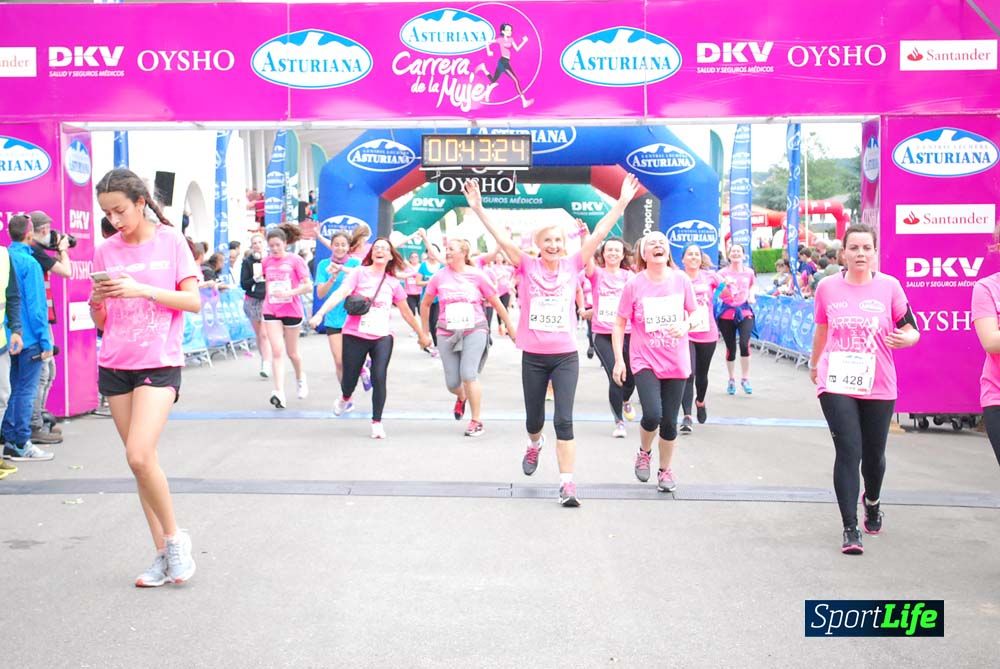 Carrera de la Mujer de Gijón meta 3 (de 41:44 a 45:40))