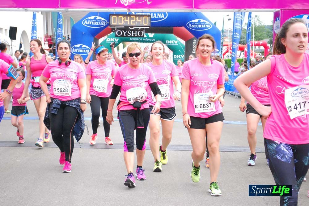 Carrera de la Mujer de Gijón meta 3 (de 41:44 a 45:40))