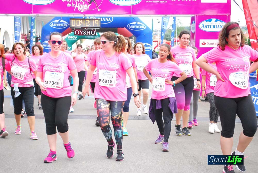 Carrera de la Mujer de Gijón meta 3 (de 41:44 a 45:40))