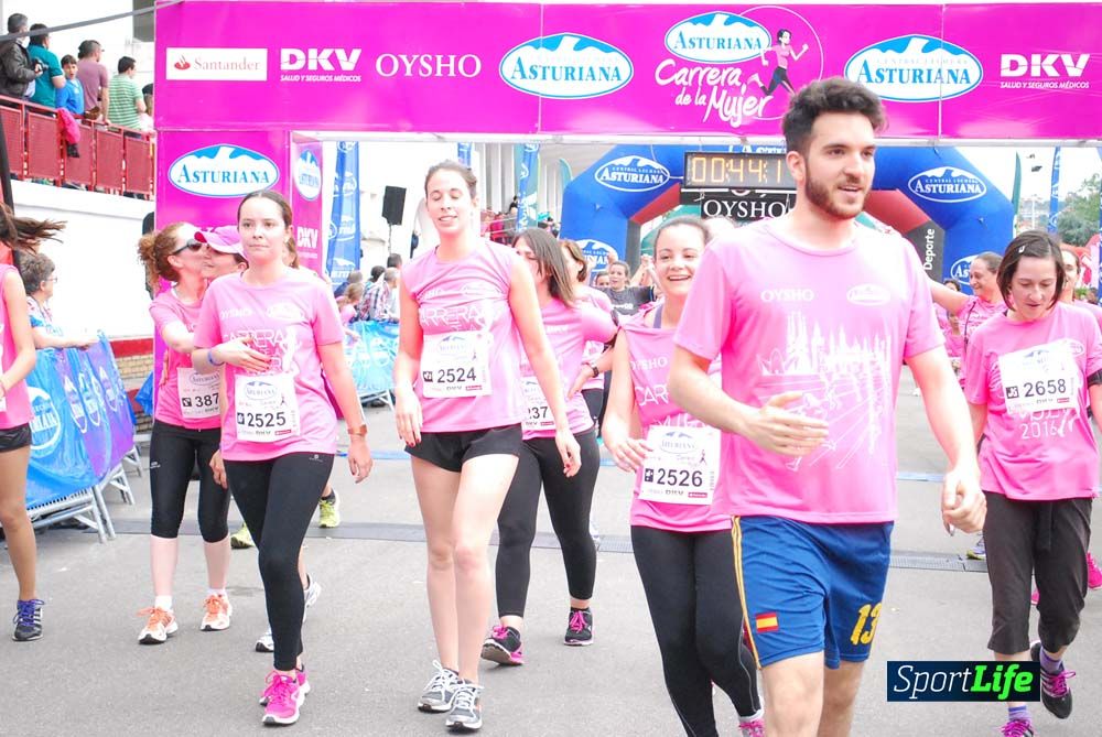 Carrera de la Mujer de Gijón meta 3 (de 41:44 a 45:40))