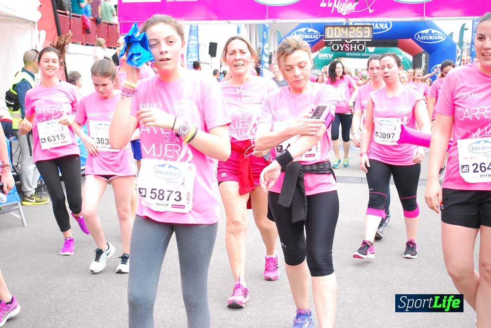 Carrera de la Mujer de Gijón meta 3 (de 41:44 a 45:40))