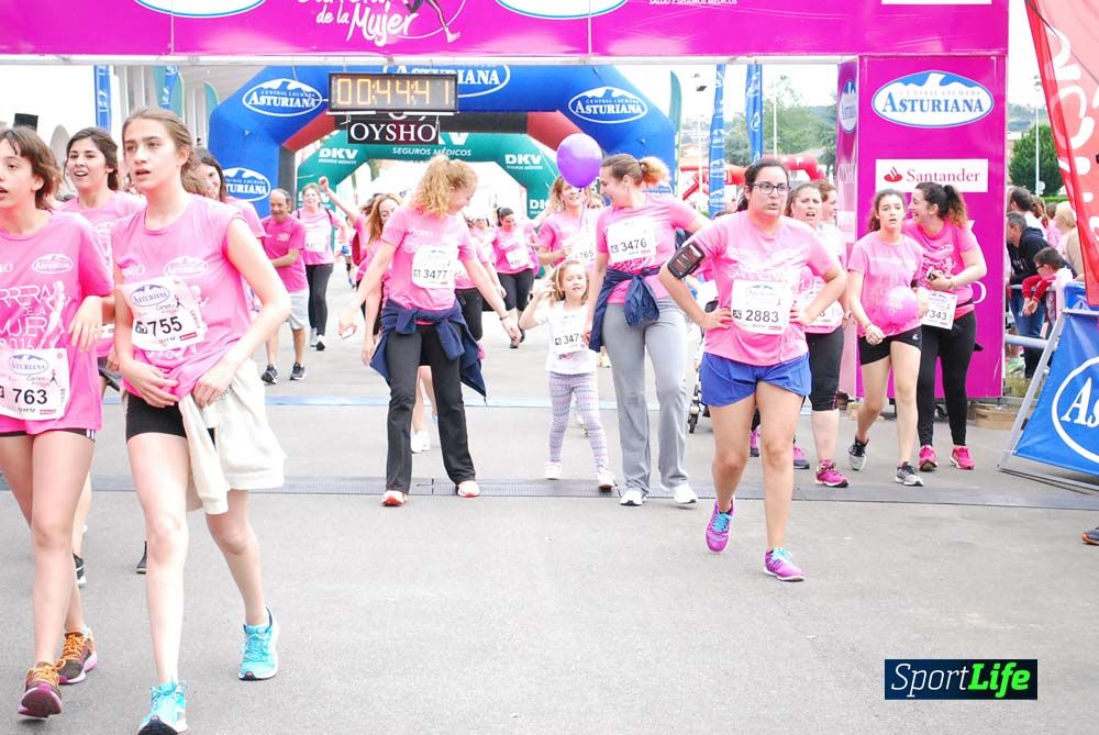 Carrera de la Mujer de Gijón meta 3 (de 41:44 a 45:40))