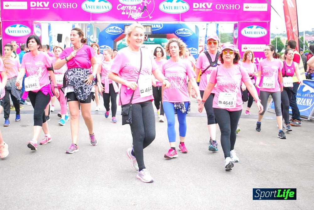 Carrera de la Mujer de Gijón meta 3 (de 41:44 a 45:40))