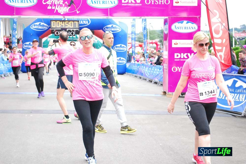 Carrera de la Mujer de Gijón meta 3 (de 41:44 a 45:40))