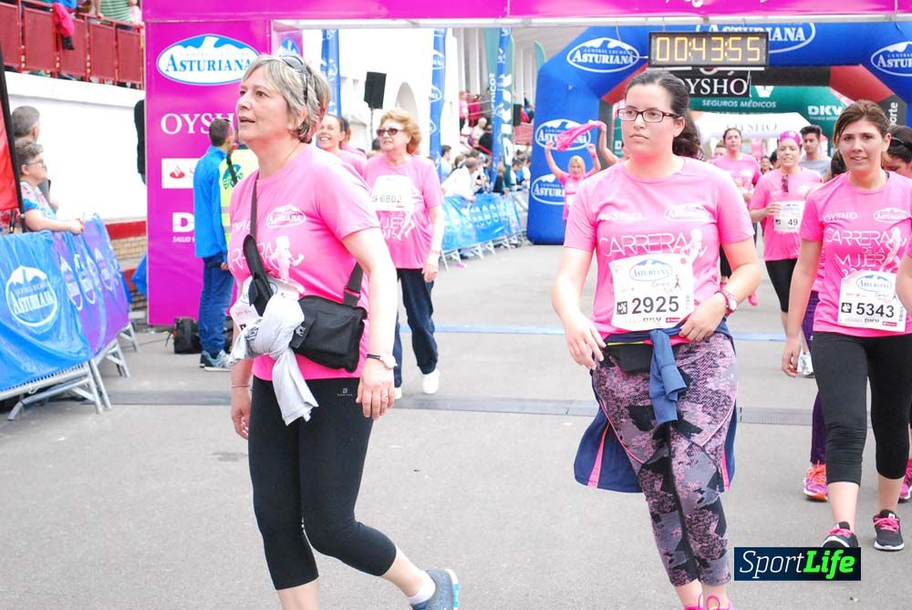 Carrera de la Mujer de Gijón meta 3 (de 41:44 a 45:40))