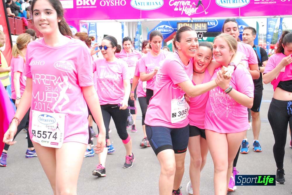 Carrera de la Mujer de Gijón meta 3 (de 41:44 a 45:40))