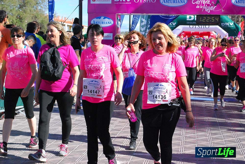 Carrera de la Mujer Valencia 2016: meta (de 1:22 a 1:32)