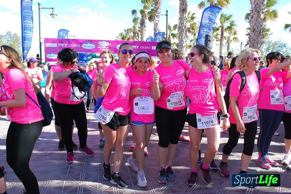 Carrera de la Mujer Valencia 2016: meta (de 1:22 a 1:32)