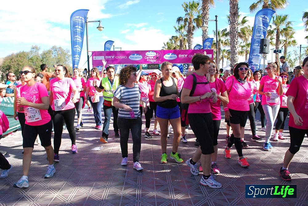 Carrera de la Mujer Valencia 2016: meta (de 1:22 a 1:32)