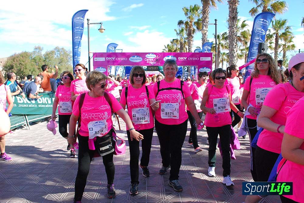 Carrera de la Mujer Valencia 2016: meta (de 1:22 a 1:32)