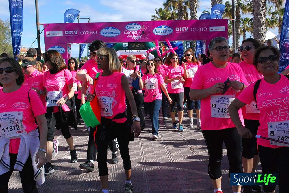 Carrera de la Mujer Valencia 2016: meta (de 1:22 a 1:32)