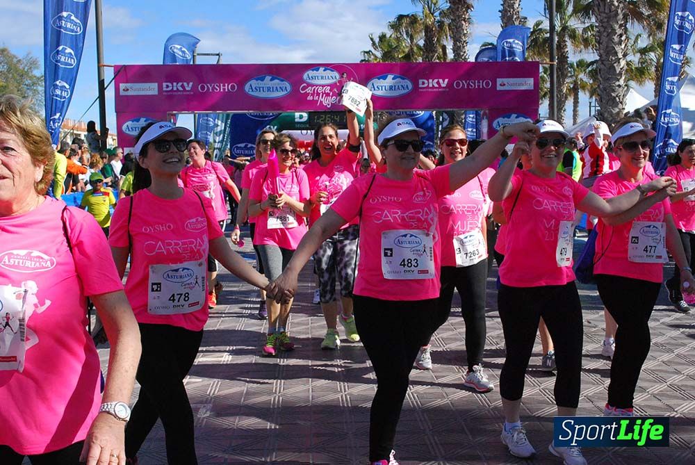 Carrera de la Mujer Valencia 2016: meta (de 1:22 a 1:32)
