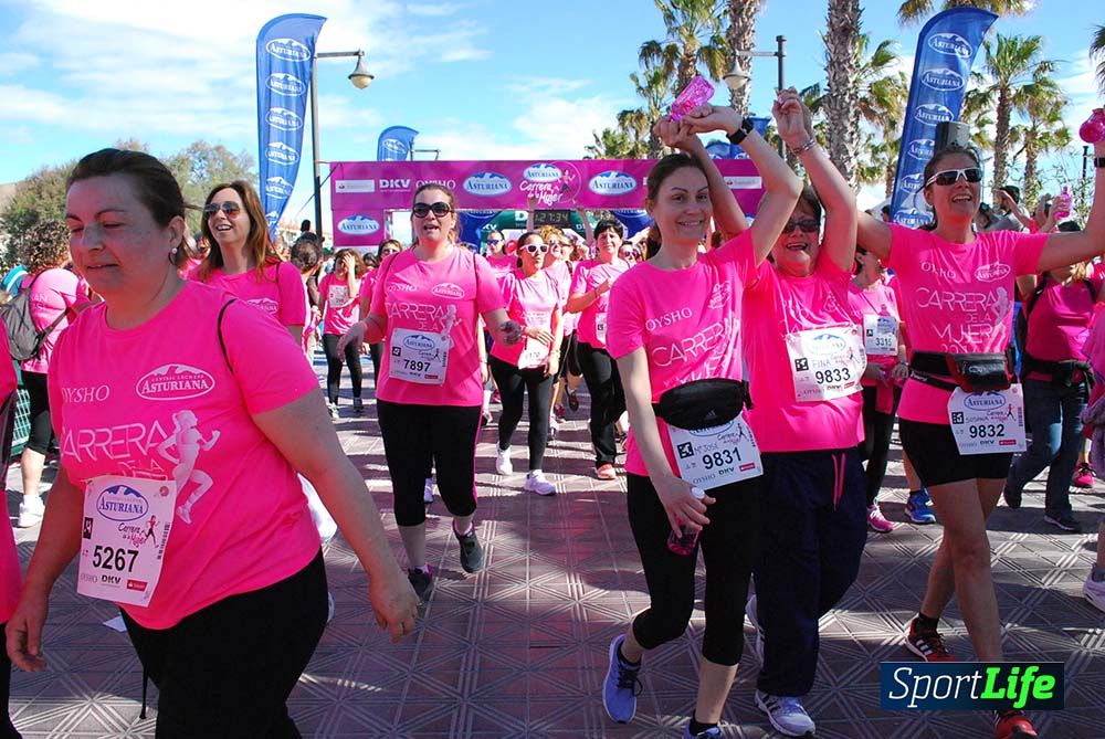 Carrera de la Mujer Valencia 2016: meta (de 1:22 a 1:32)