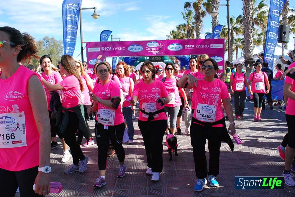Carrera de la Mujer Valencia 2016: meta (de 1:22 a 1:32)