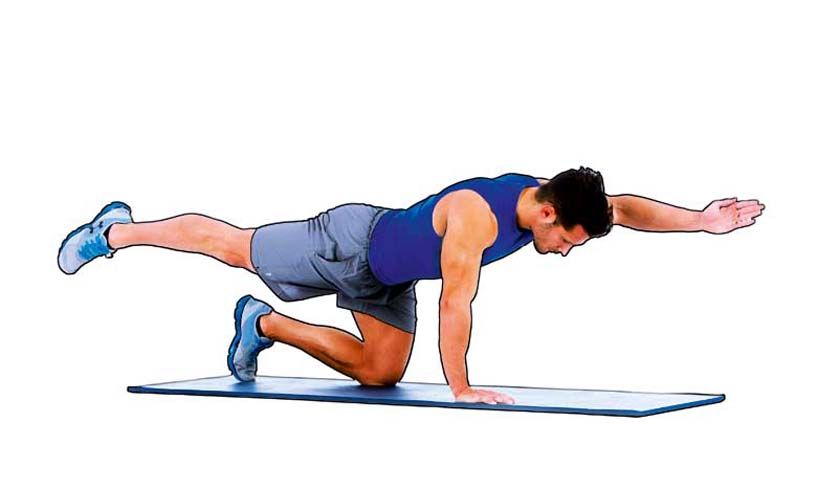 Más core y menos abdominales: 6 ejercicios para tu zona media
