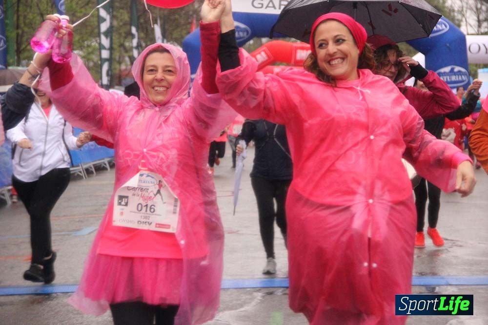Carrera de la Mujer Madrid meta 5 Arco derecho de 10.16 a 10.33