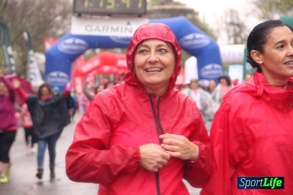 Carrera de la Mujer Madrid meta 5 Arco derecho de 10.16 a 10.33
