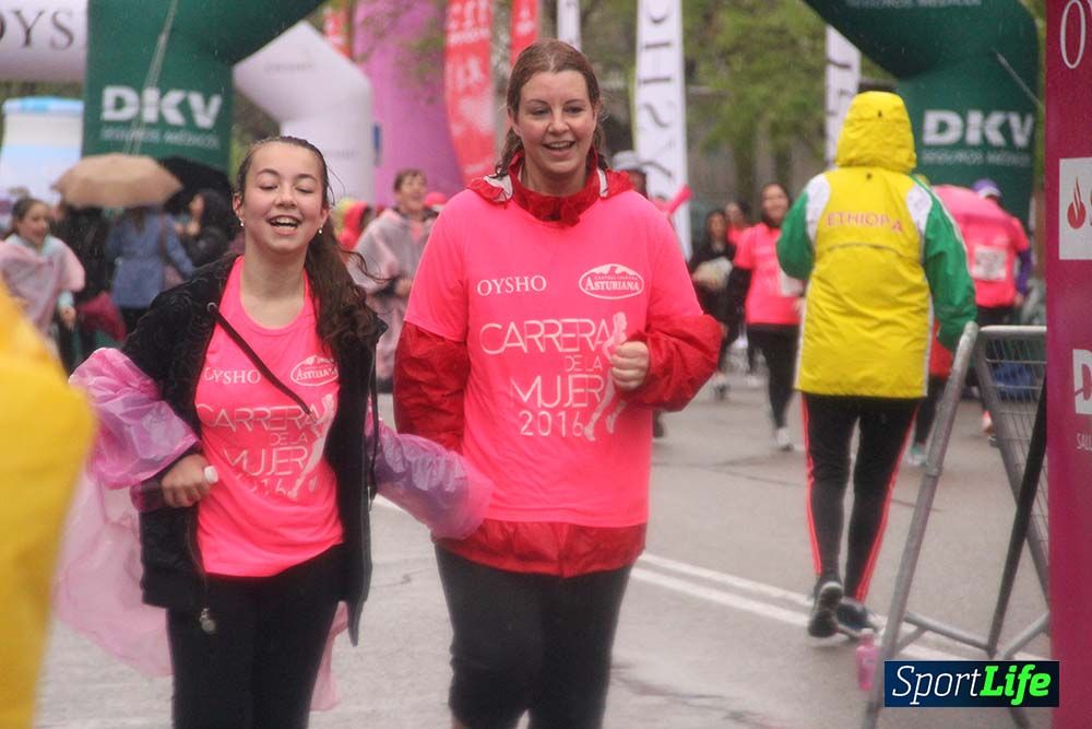Carrera de la Mujer Madrid meta 5 Arco derecho de 10.16 a 10.33