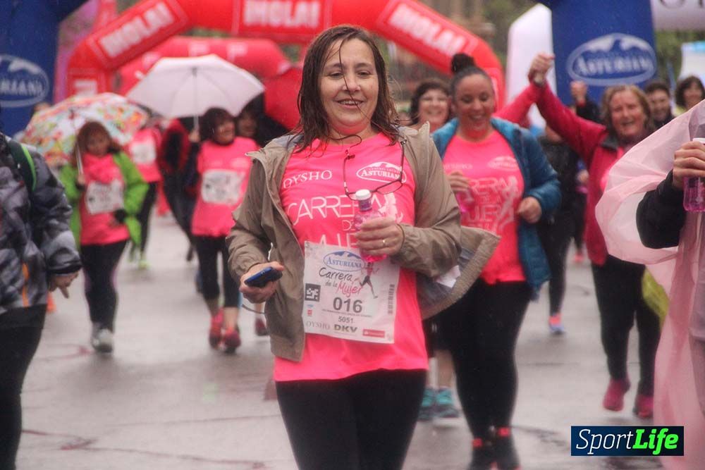 Carrera de la Mujer Madrid meta 5 Arco derecho de 10.16 a 10.33