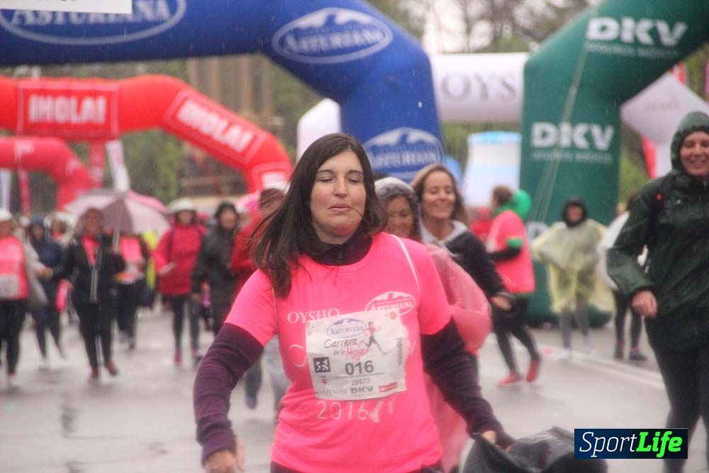 Carrera de la Mujer Madrid meta 5 Arco derecho de 10.16 a 10.33