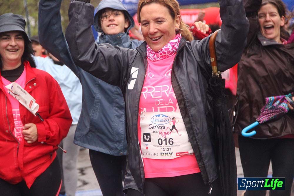 Carrera de la Mujer Madrid meta 5 Arco derecho de 10.16 a 10.33