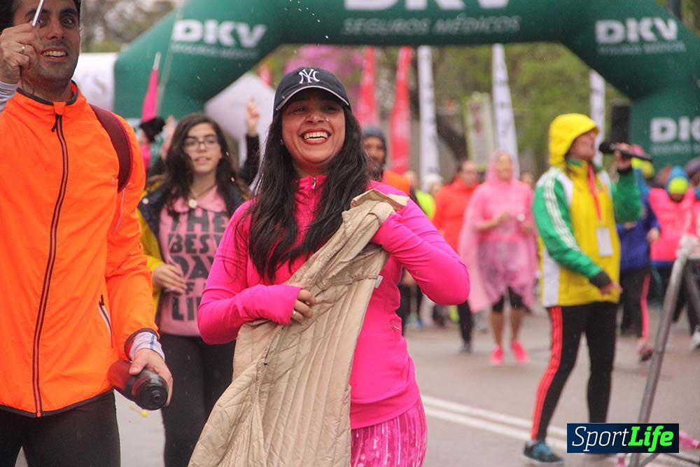 Carrera de la Mujer Madrid meta 5 Arco derecho de 10.16 a 10.33