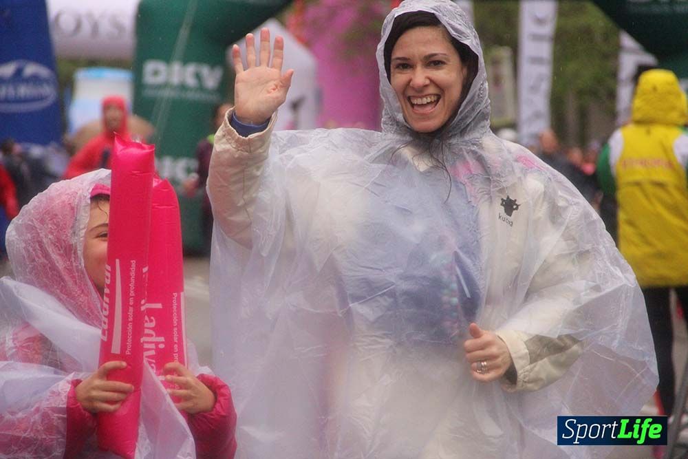 Carrera de la Mujer Madrid meta 5 Arco derecho de 10.16 a 10.33