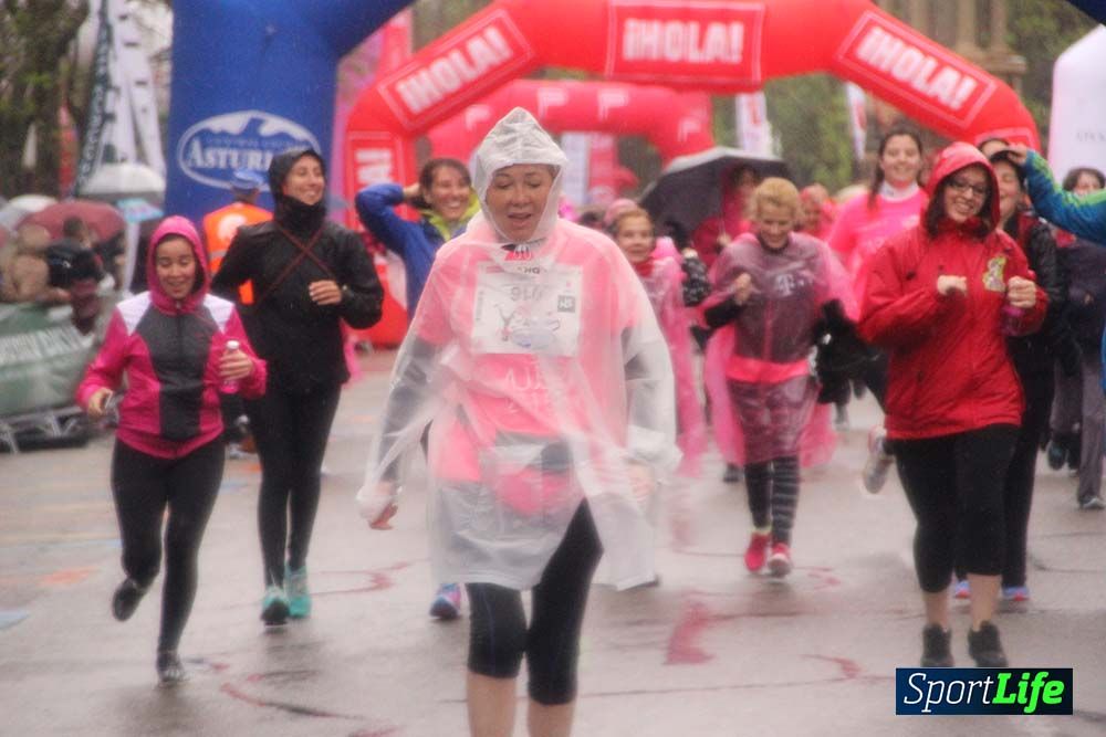 Carrera de la Mujer Madrid meta 5 Arco derecho de 10.16 a 10.33
