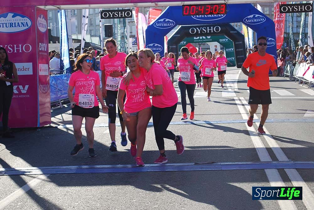 Carrera de la Mujer A Coruña meta 3 (de 00:40 a 00:45)