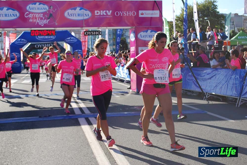 Carrera de la Mujer A Coruña meta 3 (de 00:40 a 00:45)