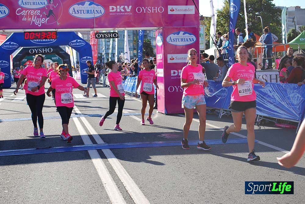Carrera de la Mujer A Coruña meta 3 (de 00:40 a 00:45)