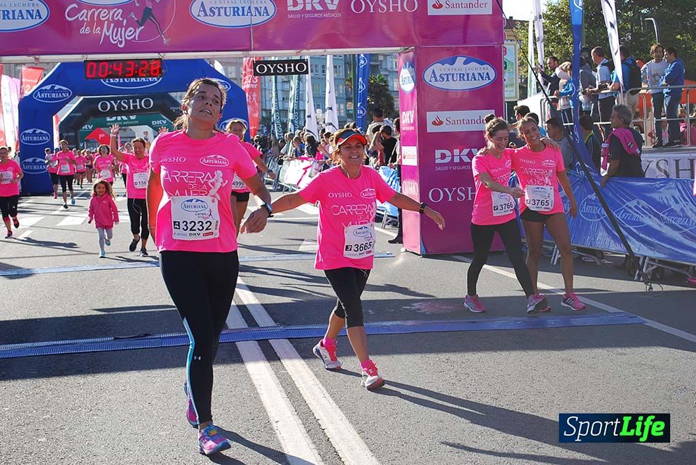 Carrera de la Mujer A Coruña meta 3 (de 00:40 a 00:45)