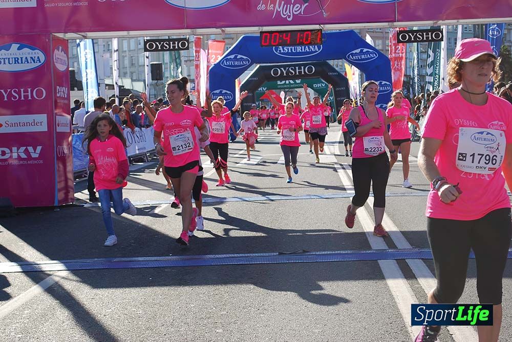 Carrera de la Mujer A Coruña meta 3 (de 00:40 a 00:45)
