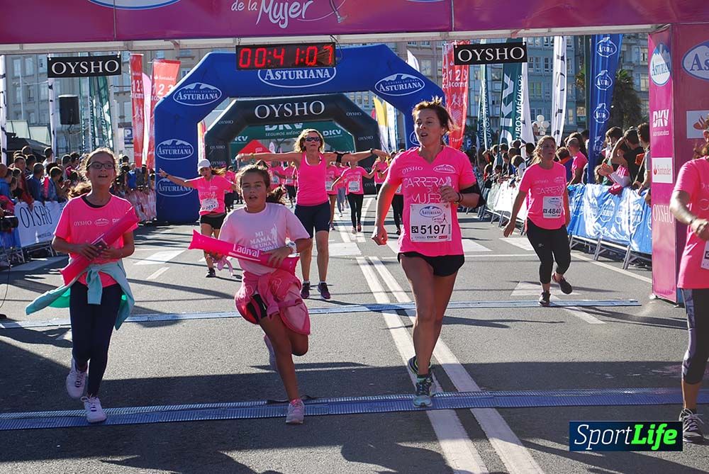 Carrera de la Mujer A Coruña meta 3 (de 00:40 a 00:45)
