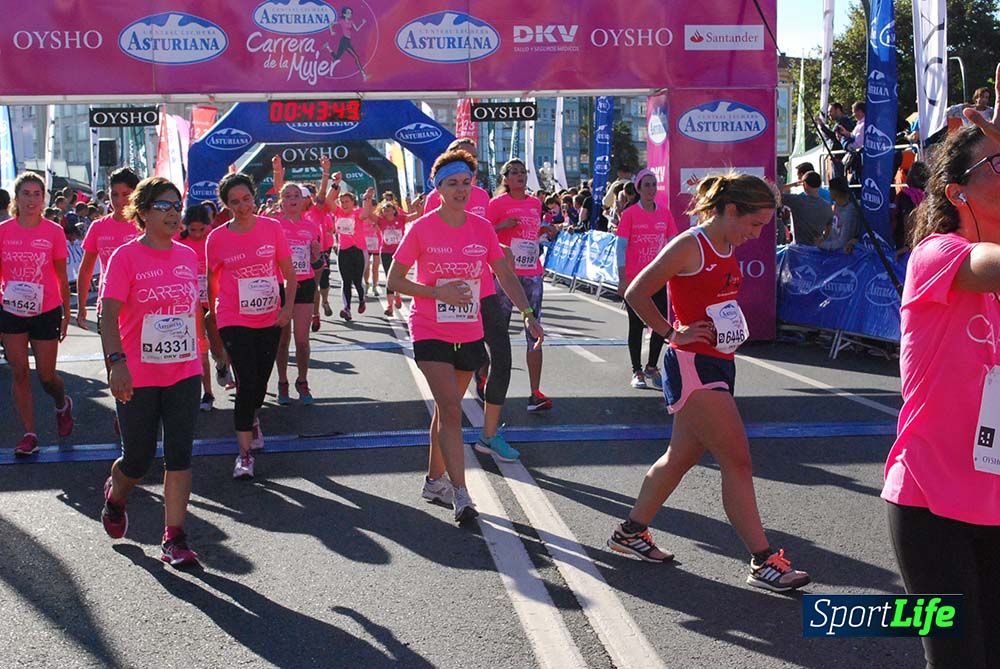 Carrera de la Mujer A Coruña meta 3 (de 00:40 a 00:45)