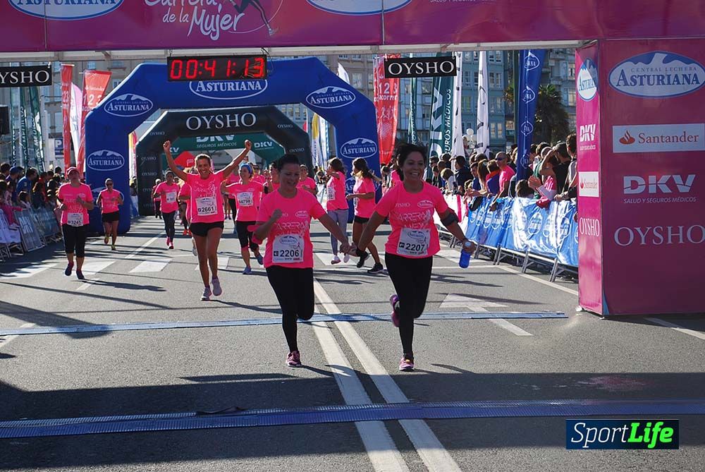 Carrera de la Mujer A Coruña meta 3 (de 00:40 a 00:45)