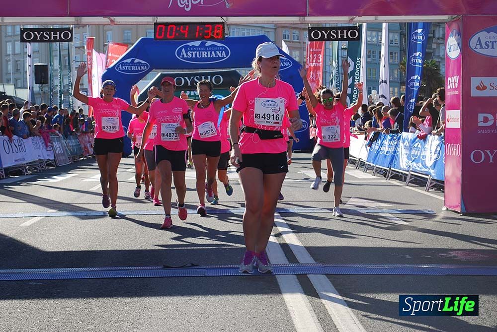 Carrera de la Mujer A Coruña meta 3 (de 00:40 a 00:45)