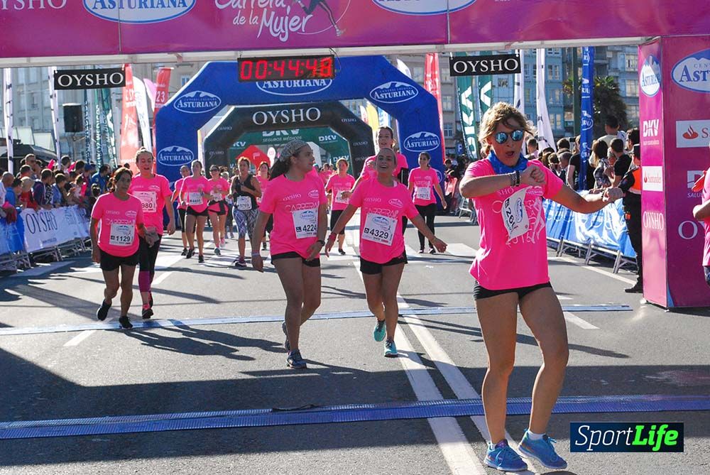 Carrera de la Mujer A Coruña meta 3 (de 00:40 a 00:45)
