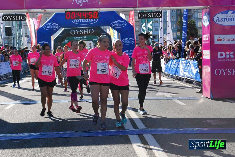 Carrera de la Mujer A Coruña meta 3 (de 00:40 a 00:45)