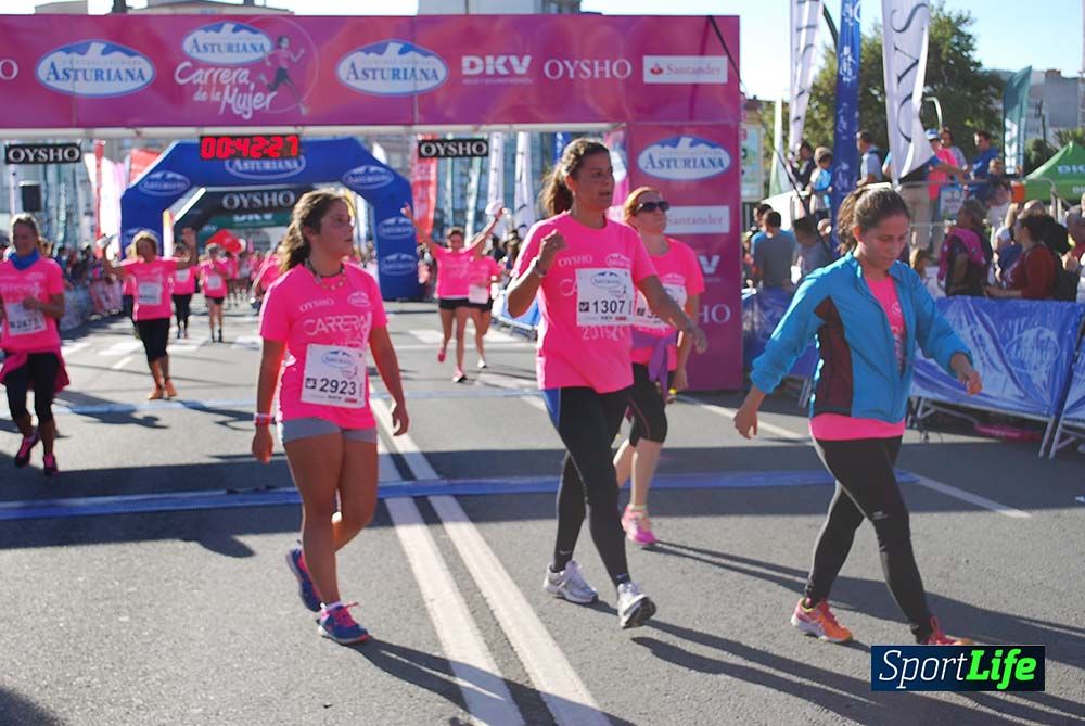 Carrera de la Mujer A Coruña meta 3 (de 00:40 a 00:45)