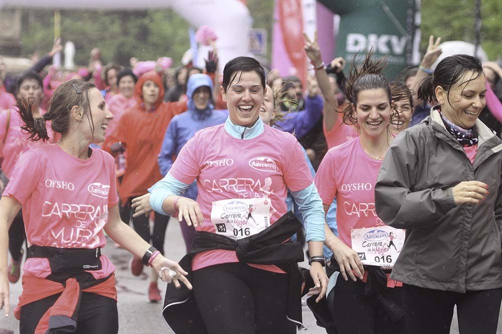 Carrera de la Mujer Madrid Meta 10 Arco izquierdo de 9.48 a 10.00