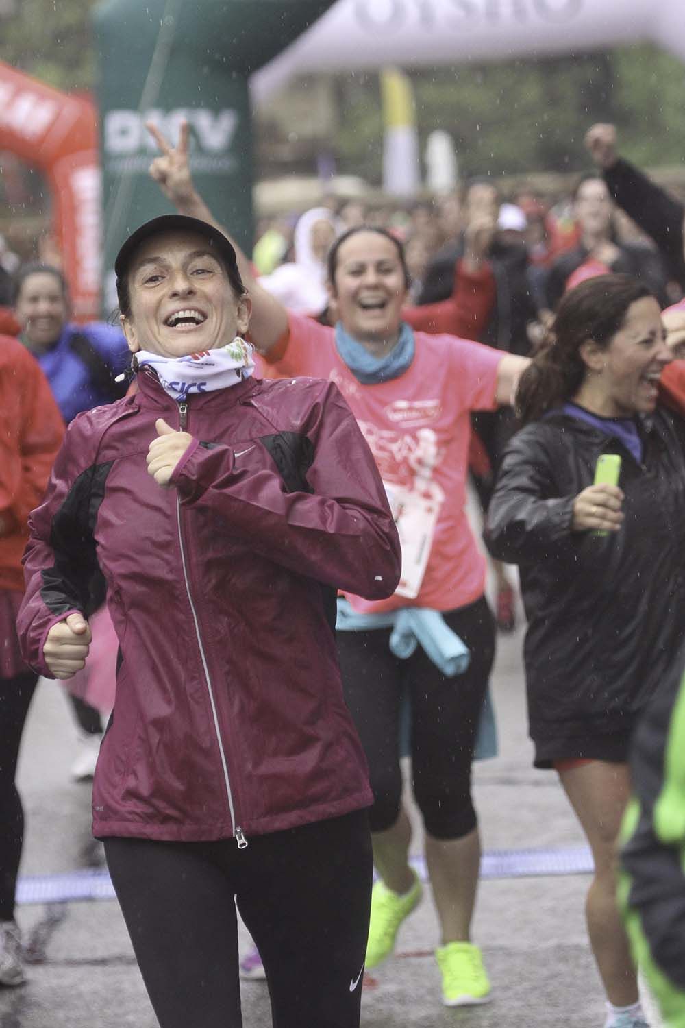Carrera de la Mujer Madrid Meta 10 Arco izquierdo de 9.48 a 10.00