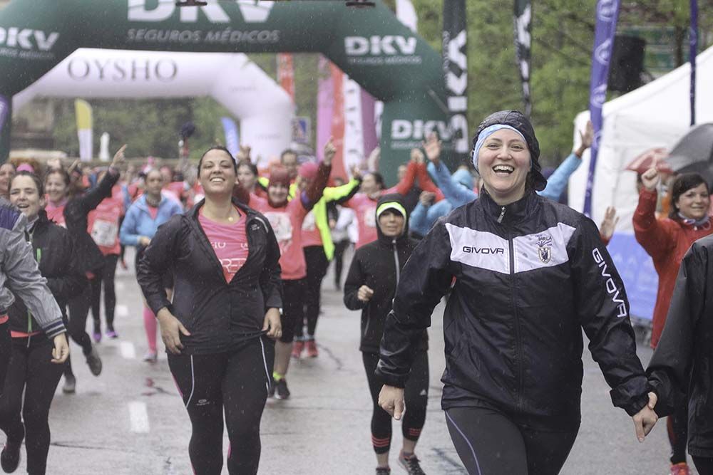 Carrera de la Mujer Madrid Meta 10 Arco izquierdo de 9.48 a 10.00
