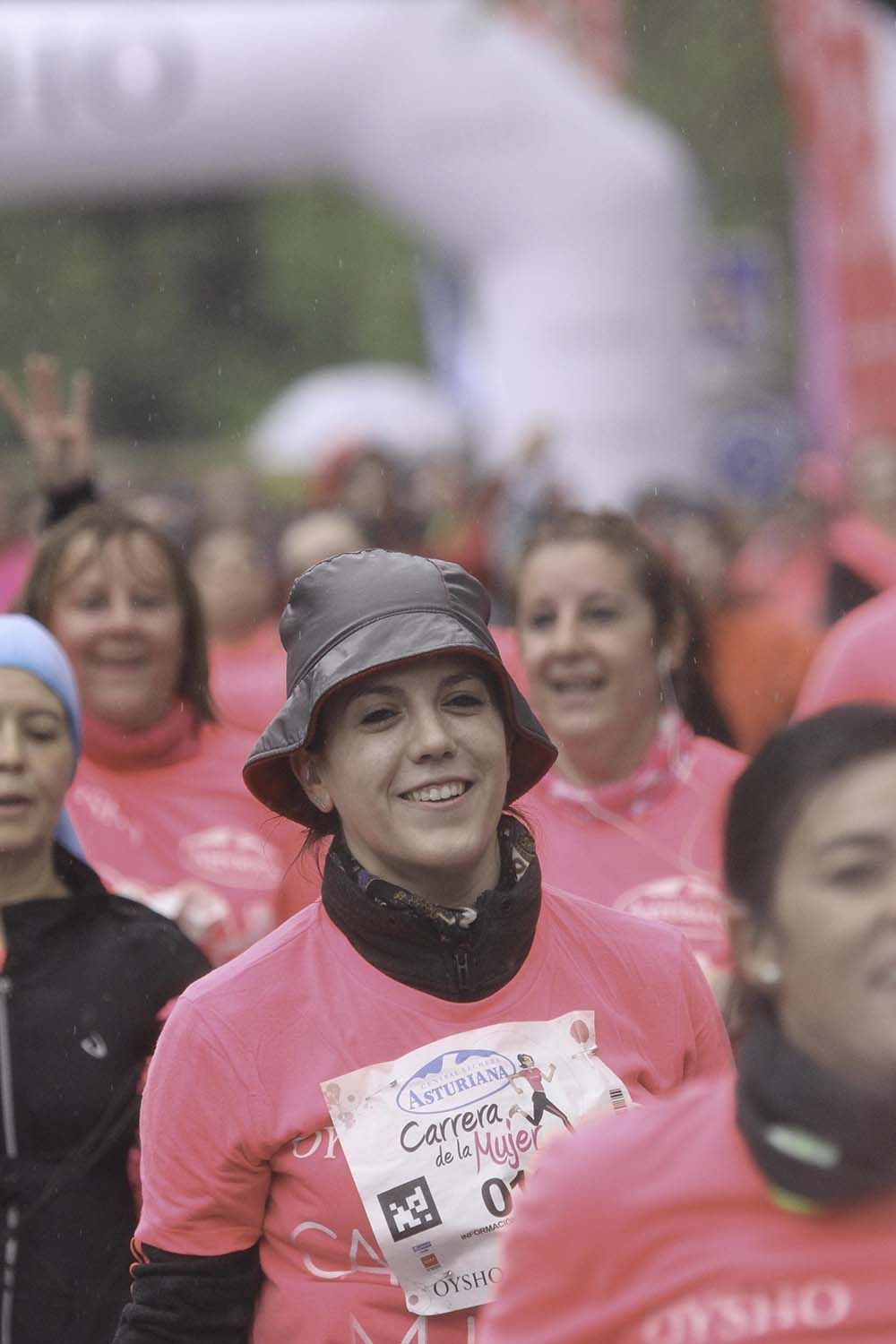 Carrera de la Mujer Madrid Meta 10 Arco izquierdo de 9.48 a 10.00