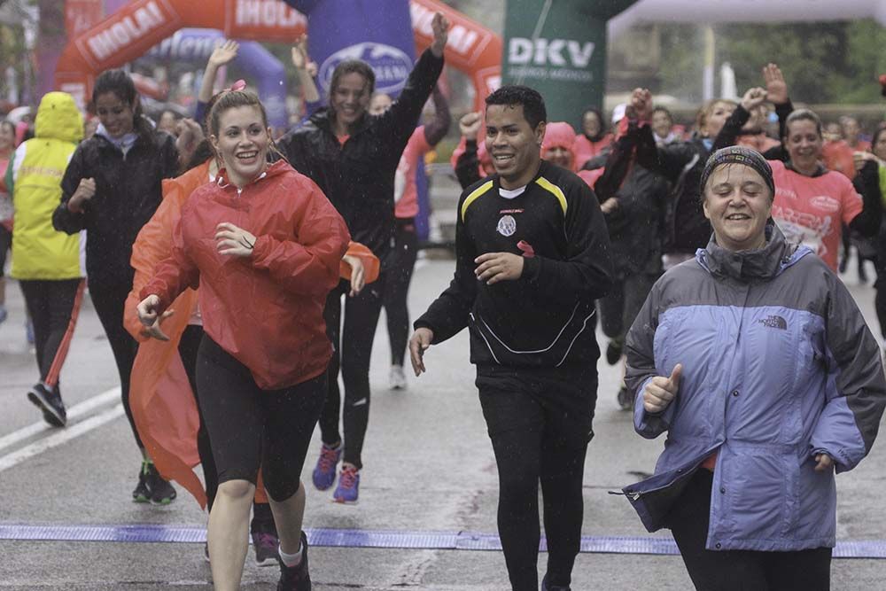 Carrera de la Mujer Madrid Meta 10 Arco izquierdo de 9.48 a 10.00