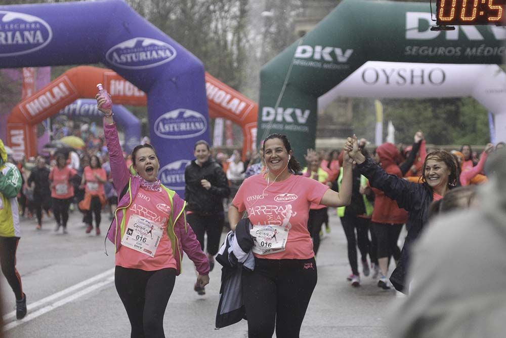 Carrera de la Mujer Madrid Meta 10 Arco izquierdo de 9.48 a 10.00